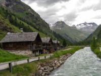 Blick von der Gschlößbach Brücke bei Innergschlöß talauswärts
